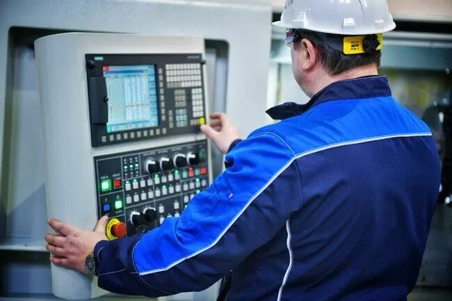 ГК Титан открыла Центр микрофлюидных технологий в Москве