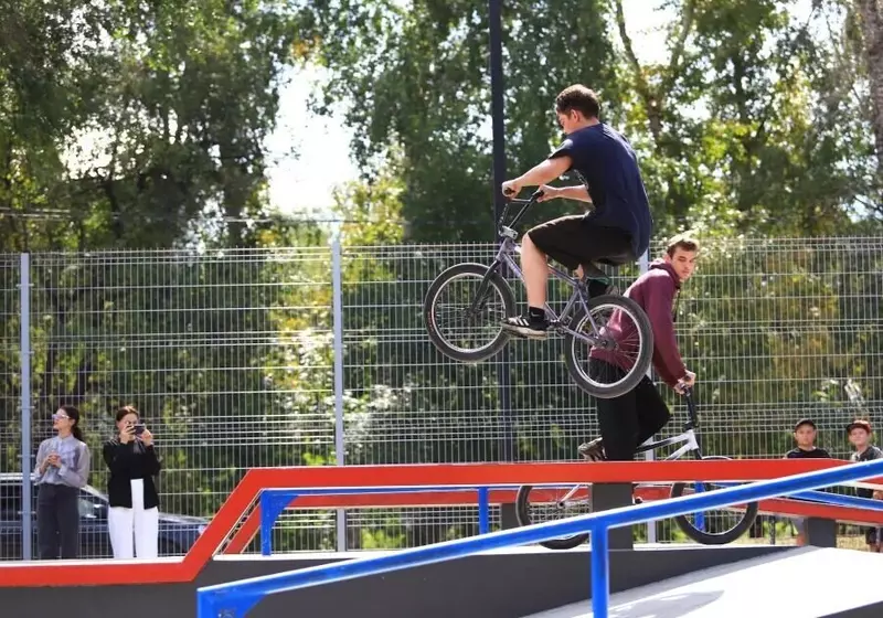 Изображение №5 для новости «Бийск: В Бийске открылся первый в Алтайском крае экстрим парк»