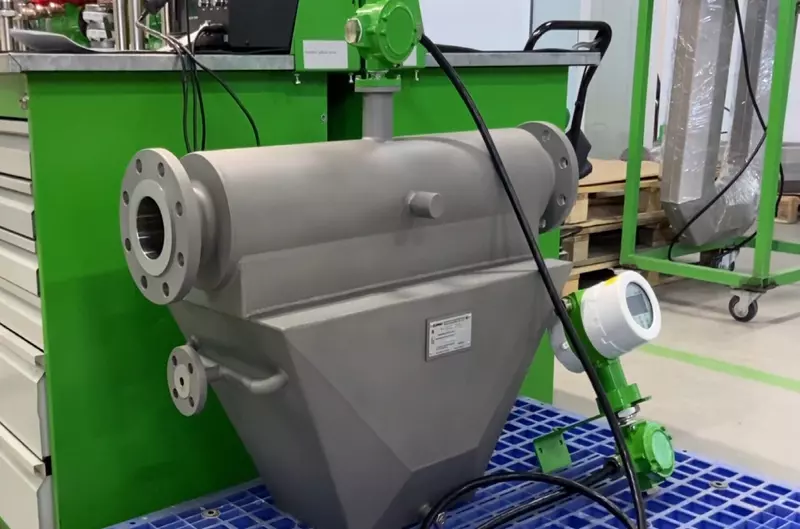 Завод ЭМИС изготовил расходомер для каменноугольной смолы