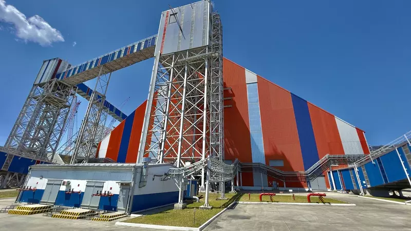 В порту Тамань начал работу закрытый склад серы