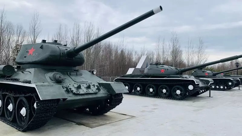 Изображение №17 для «Новые мемориалы и памятники открылись в Сибири в честь 80 летия Победы»