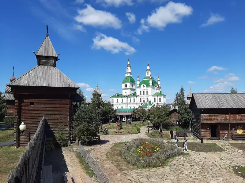Ялуторовский острог и собор (фото автора)