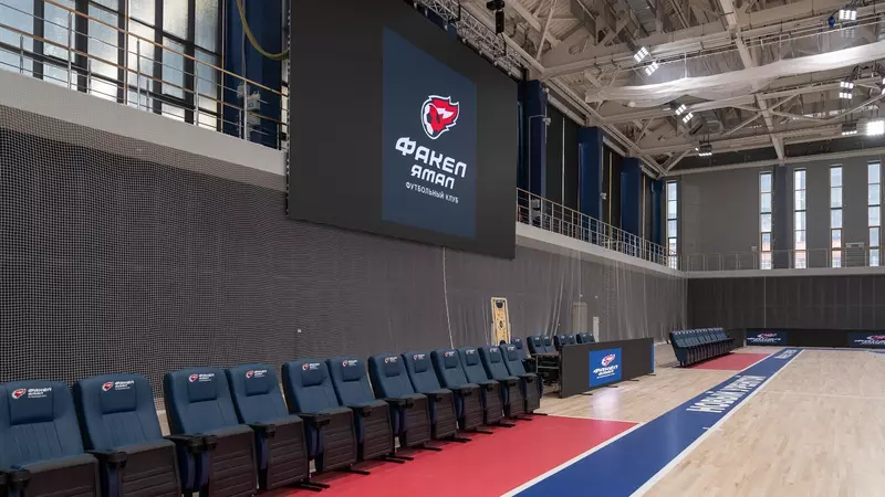 7 для «В Новом Уренгое открыта Факел Арена»