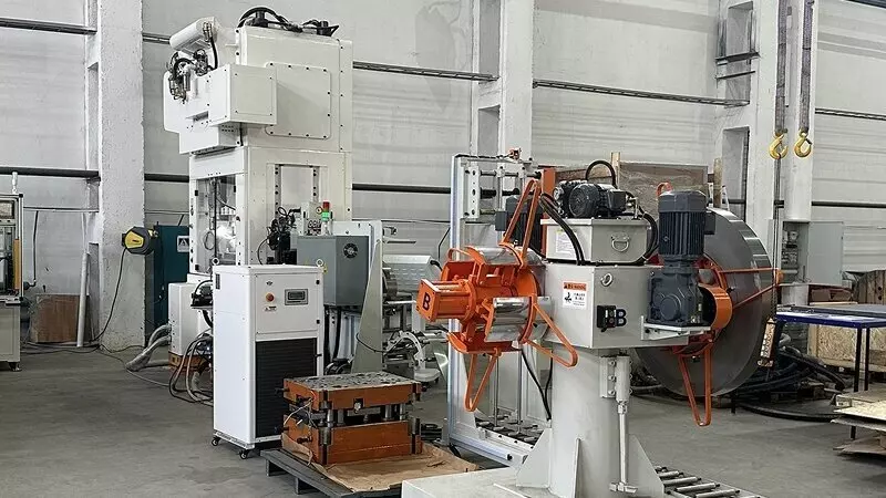 Изображение №1 для «: »