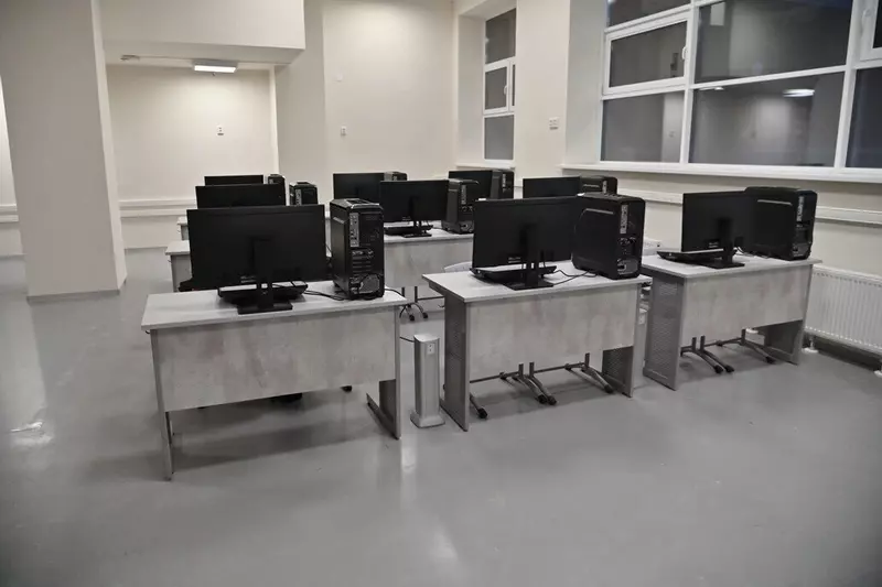 Фото 7 для поста «В Перми открылся новый учебный корпус авиационного техникума им»