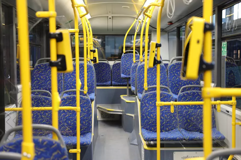 Фото №3 для поста «Электробус: МАЗ 303Е23 первый полностью локализованный электробус Беларуси и России с запасом хода 250 км»