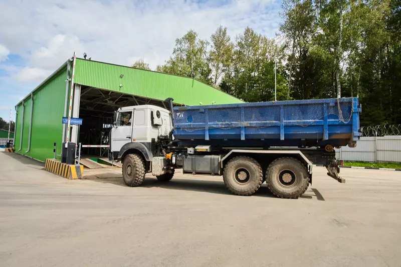 Фото 2 для новости «Ростех: Как разрешают проблемы со свалками в МО показываю новый комплекс по переработке»