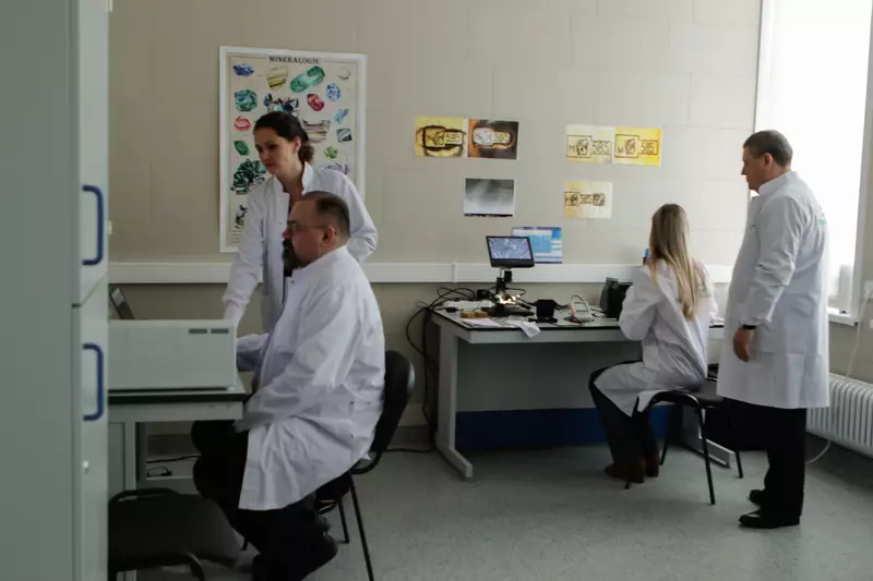 Фото 4 для поста «Состоялось открытие нового лабораторного корпуса РФЦСЭ при Минюсте России»