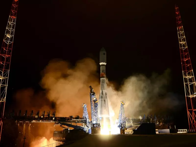 С космодрома Плесецк стартовала ракета носитель Союз 2