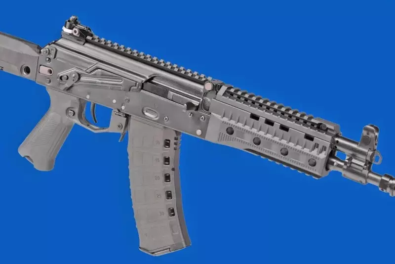 №1 для новости «Армия и Флот: АК 12 третьего поколения производится серийно и поступает на фронт»