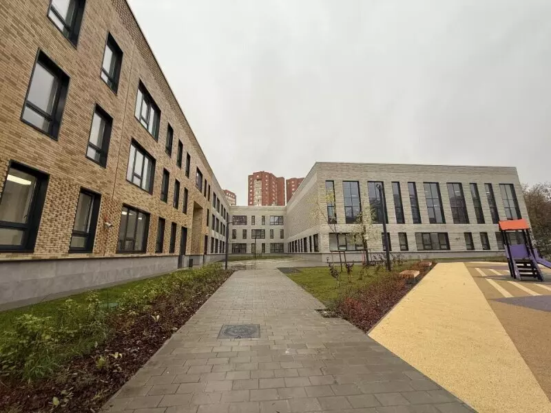 Фото #4 для публикации «В Московской области состоялось открытие новой гимназии»