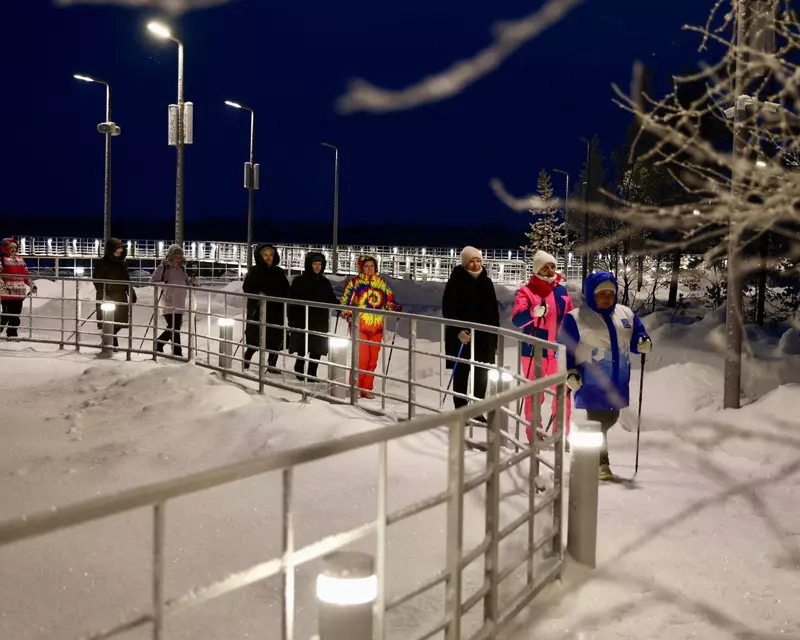 4 для новости «Муравленко: Набережная Северная звезда открылась на Ямале»