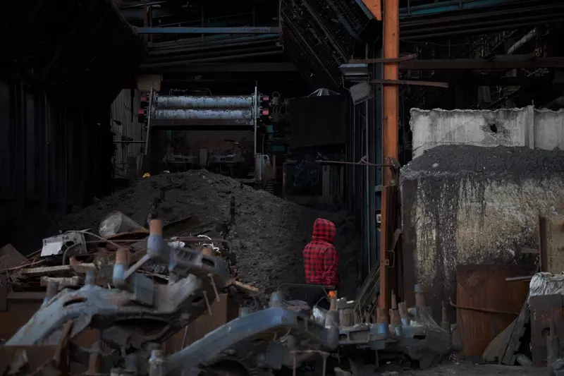 Иллюстрация №7 для «Идет восстановление одного из знаковых предприятий Мариуполя Азовэлектросталь»