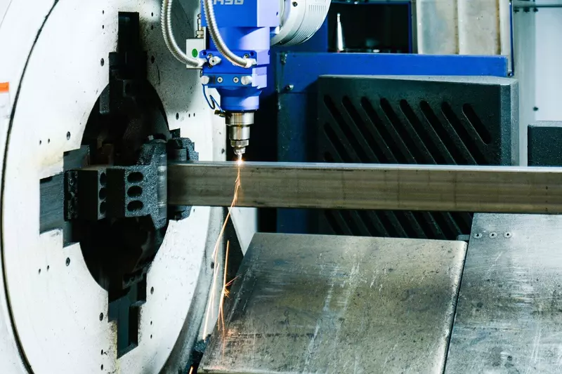 Фото 1 для «Модернизация: На НЕФАЗе установлено новое металлообрабатывающее оборудование»