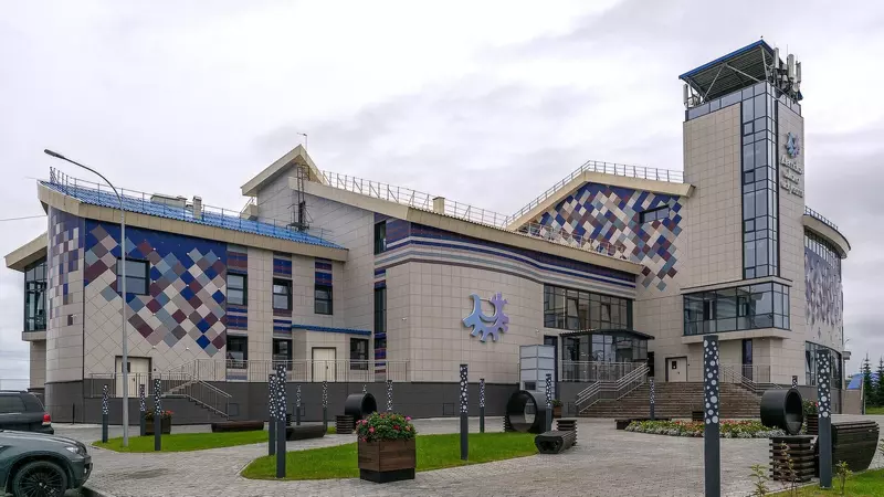 #51 для «Ямальский меридиан 32»