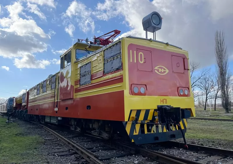 Изображение 1 для поста «Транспорт: Тяговый агрегат переменного тока НП1 для Павловск неруд»