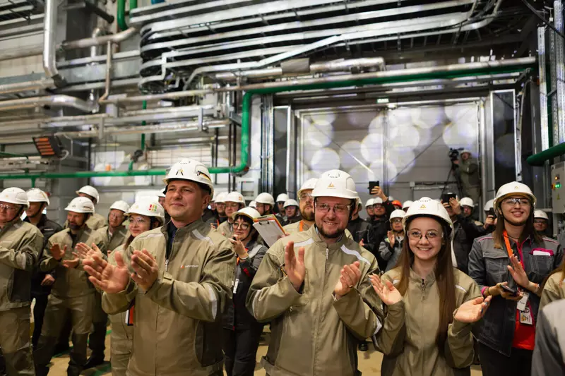 Картинка #4 для публикации «Дальний Восток: Запущена вторая линия Амурского ГМК»