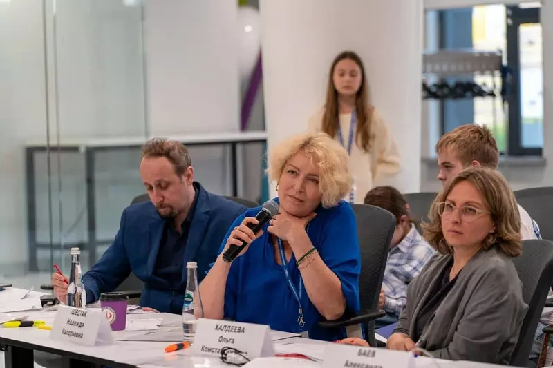 Картинка #2 для «Маяк Капицы: Торжественная защита проектов состоялась»