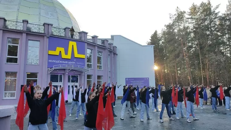 Изображение №5 для «росмолодёжь: В Бийске открылось креативное пространство Место для молодежи»