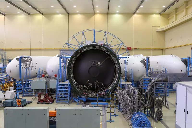 Иллюстрация 2 для публикации «космонавтика: Первая летная ракета носитель Ангара А5 отправлена на космодром Восточный»