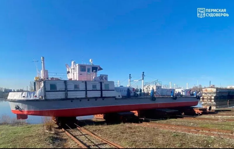 Фото №1 для «Судостроение и судоходство : Пермская судоверфь спустила на воду новое судно проекта 354А 294»