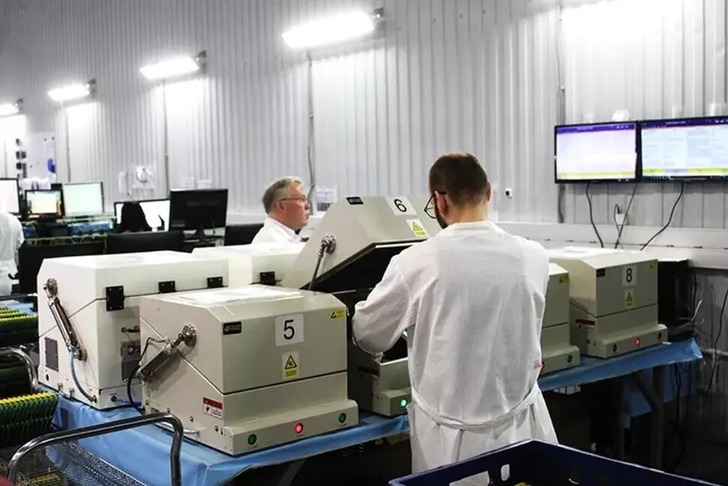 Камера для проверки качества и регулировки радиочасти