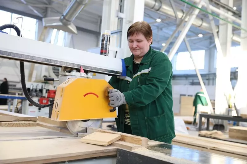 Изображение 5 для статьи «В Кургане запустили новый цех деревообрабатывающего производства»