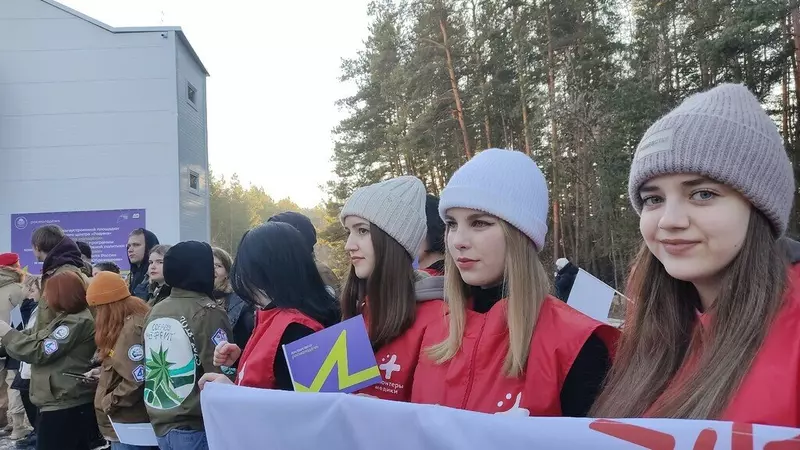 Фото №7 для новости «В Бийске открылось креативное пространство Место для молодежи»