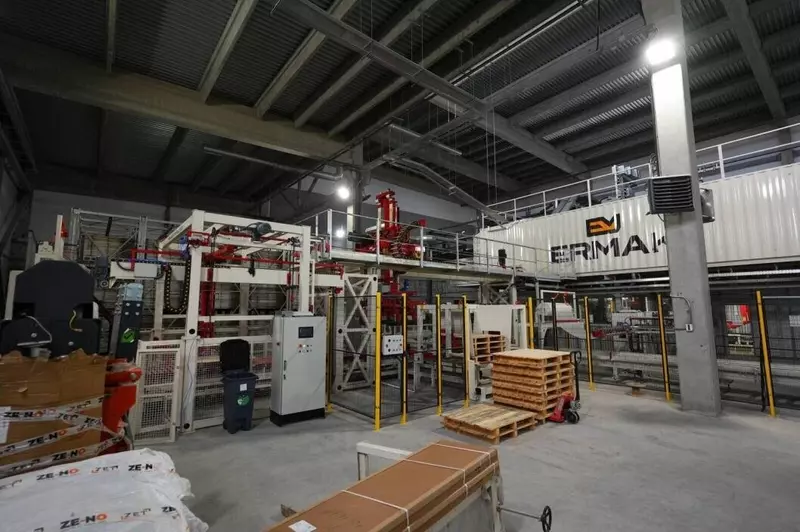 №2 для поста «Тюменская область: Тюменский производитель тротуарной плитки создал вторую линию производства»