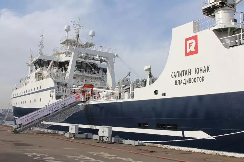 Изображение №2 для публикации «Супертраулер: Введен в строй пятый российский супертраулер проекта СТ 192»