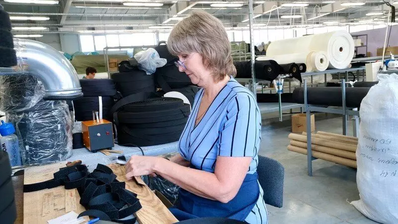 Изображение 3 для новости «Астраханская область: Производитель бронежилетов в Астрахани открыл новый цех»