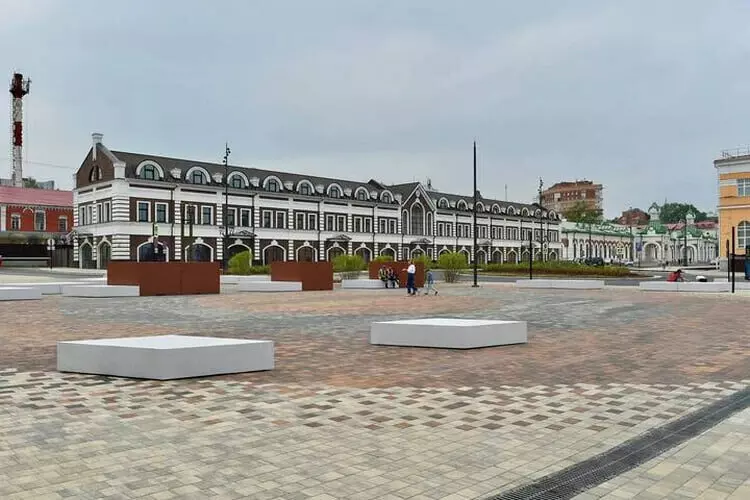 В Перми после реконструкции открылась площадь Трёх Столетий