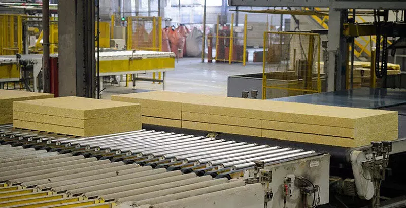 Белгородский завод каменной ваты на треть увеличил объем производства