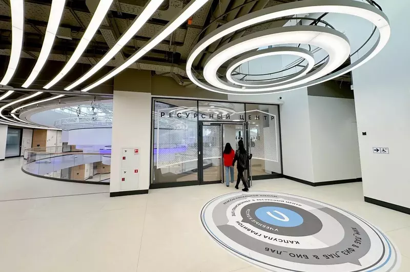 Фото 6 для публикации «В центре Сколково открылась самая уникальная в России школа»