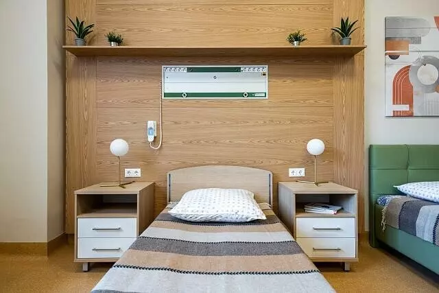 Изображение #2 для новости «Медицина: Поставка медицинской мебели в университетские клинические больницы Сеченовского медуниверситета»