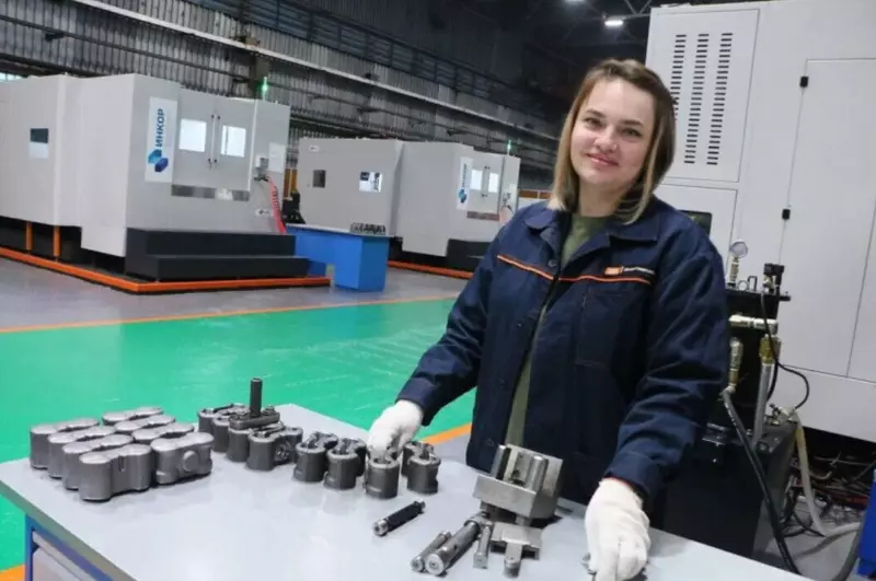 Изображение 3 для поста «Новый производственный участок открыли на Омсктрансмаше»