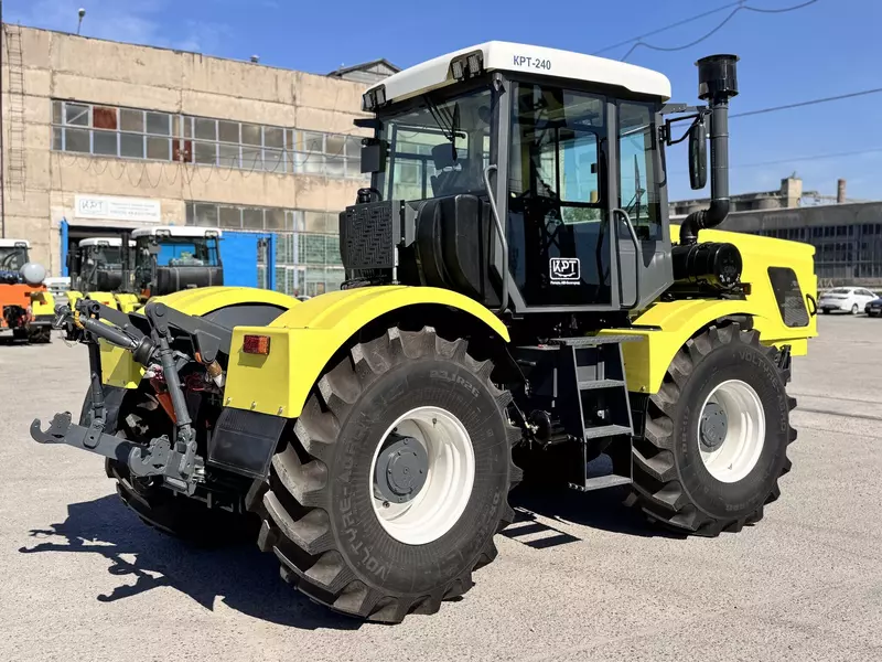 2 для публикации «Новая техника: Новый трактор КРТ 240»