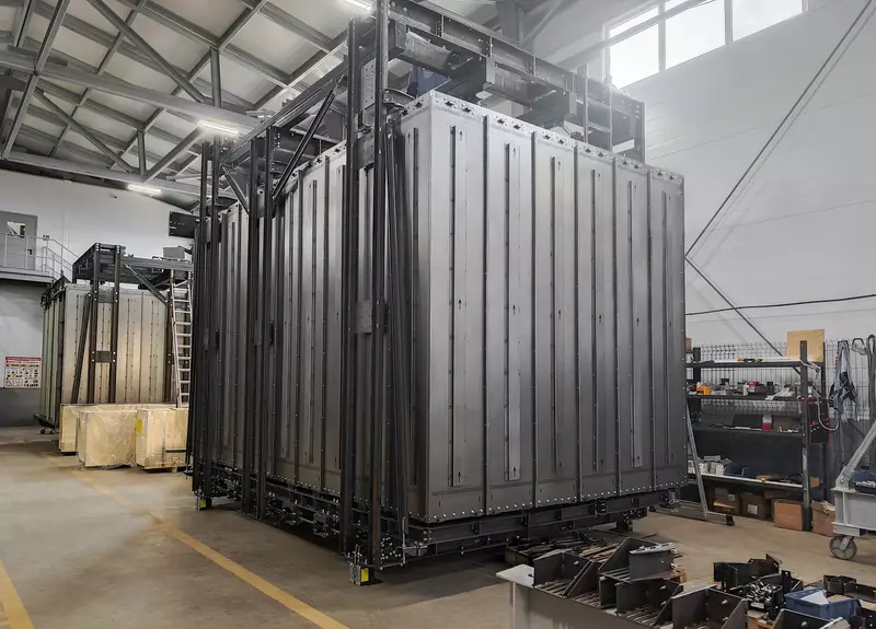 Завод ПУЛЬС представил инновационные решения для тяжелых грузовых лифтов