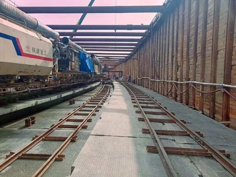 Изображение 2 для статьи «Челябинск: Новый шаг в строительстве метротрама следом за Полиной в Челябинске запустили Марию»