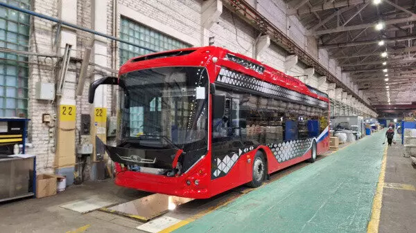 ПК Транспортные системы передала Брянску четыре троллейбуса Адмирал 6281