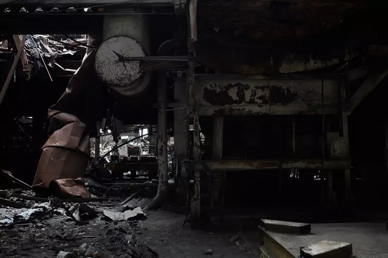 Иллюстрация #2 для публикации «Азовэлектросталь: Идет восстановление одного из знаковых предприятий Мариуполя Азовэлектросталь»