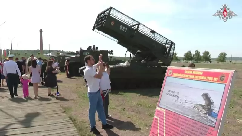 2 для «Министерство обороны: Первые кадры с новейшей тяжёлой огнемётной системой ТОС 3 Дракон»