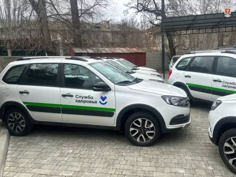 В Запорожскую область доставили 28 новых автомобилей для медицинской службы
