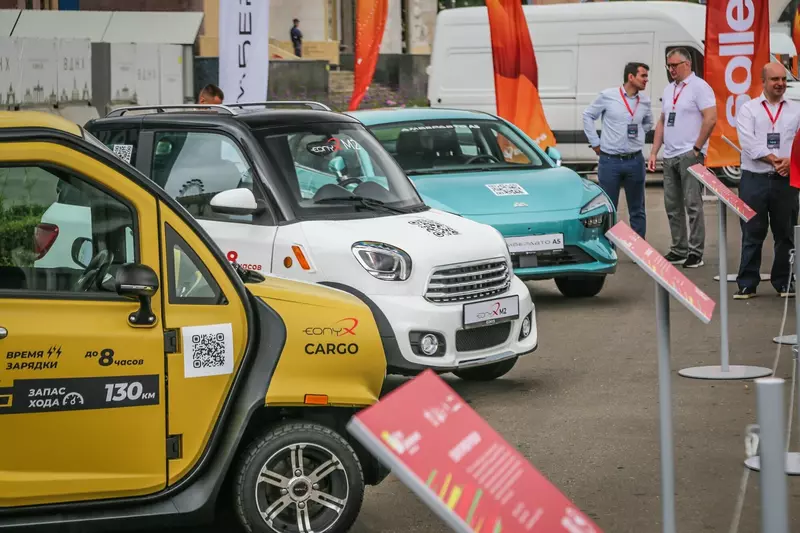АВТОТОР представил линейку электромобилей на фестивале ПроДвижение в Москве