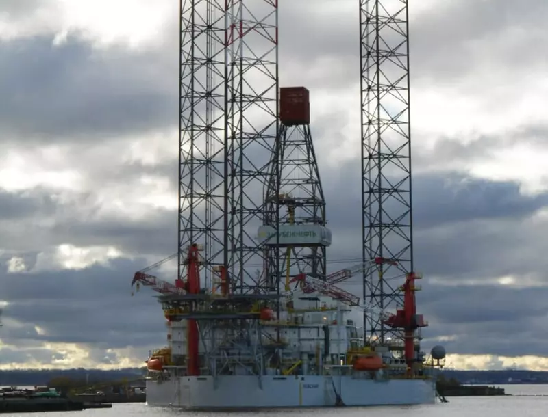 Кронштадтский морской завод завершил трехлетний ремонт самоподъемной буровой установки Невская