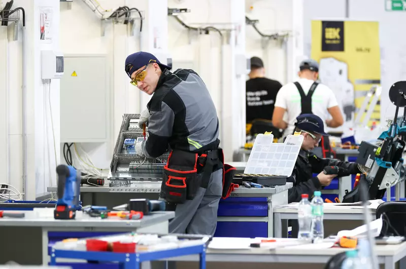 Картинка 2 для новости «разработка стандартов: разработчик передового международного стандарта по профессии Электромонтаж»