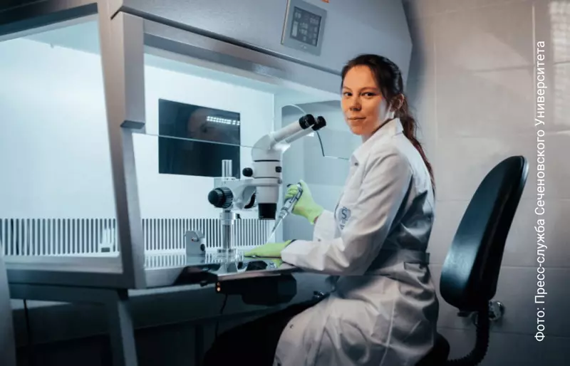 Кожу человека из живых клеток напечатали в Сеченовском Университете