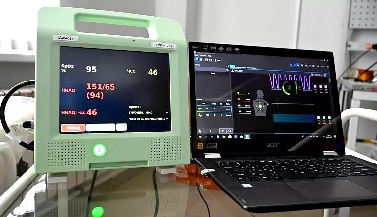 Изображение №3 для статьи «изобретения: Сотрудники СГМУ проводят апробацию КардиоРобота»