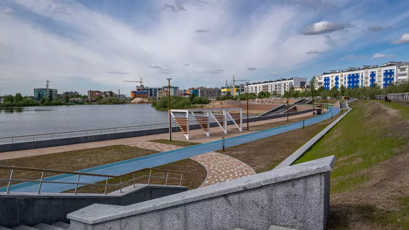 Фото #2 для новости «Новый Уренгой: В Новом Уренгое открылась набережная»