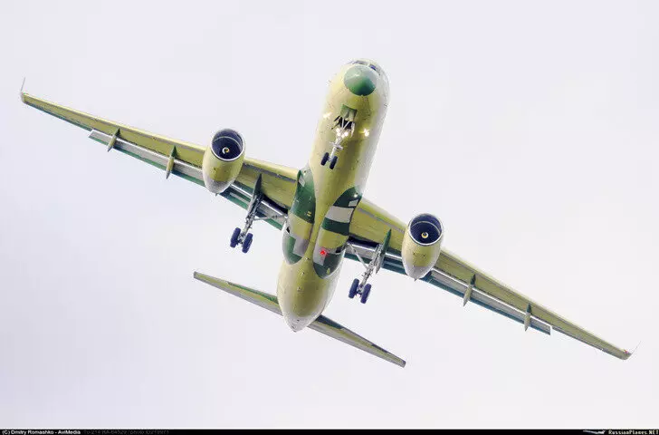 Очередной Ту 214 совершил первый полёт